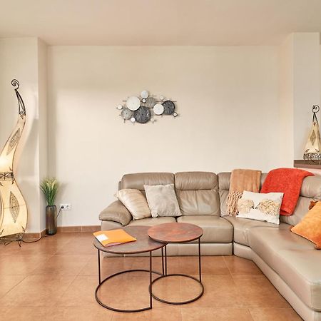 Luxury 1St Floor Apartment In Nerja Exterior photo